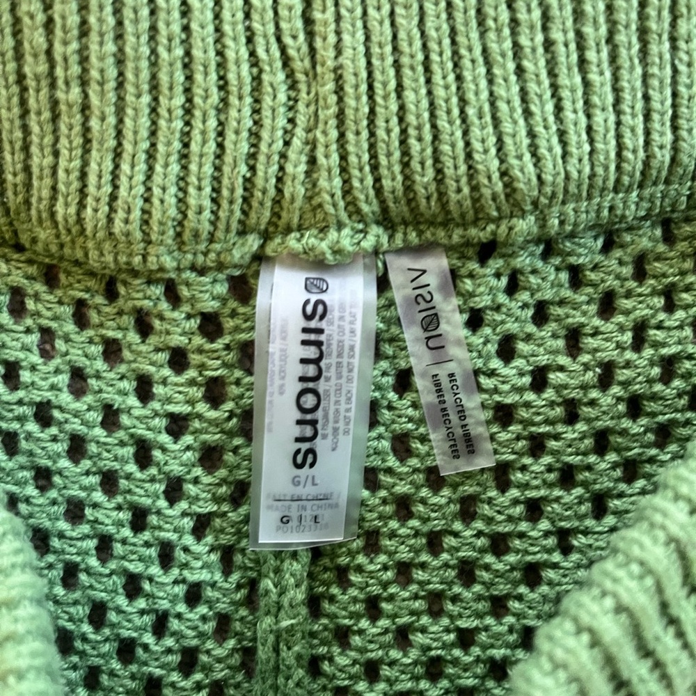 Crochet set - Picture 2 of 3